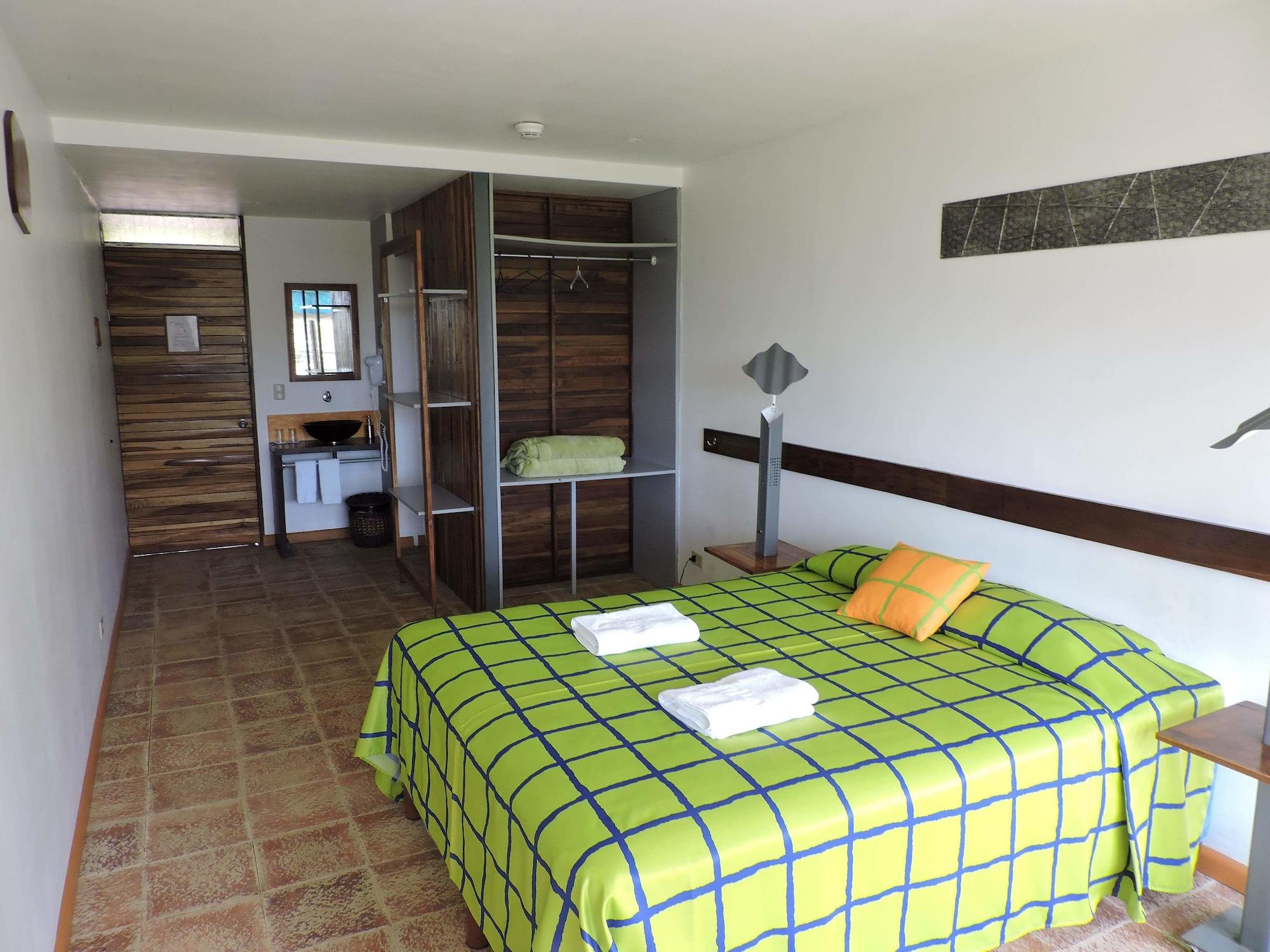 Celeste Mountain Lodge Bijagua Bagian luar foto