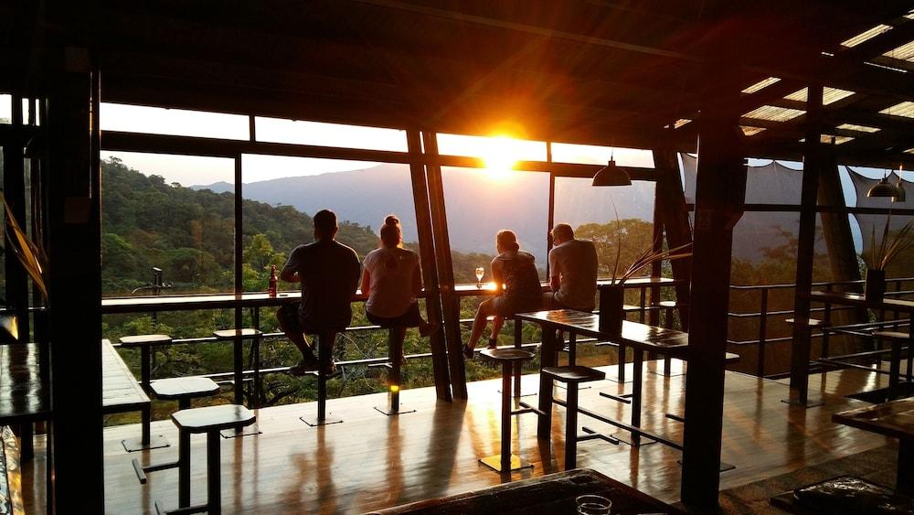 Celeste Mountain Lodge Bijagua Bagian luar foto