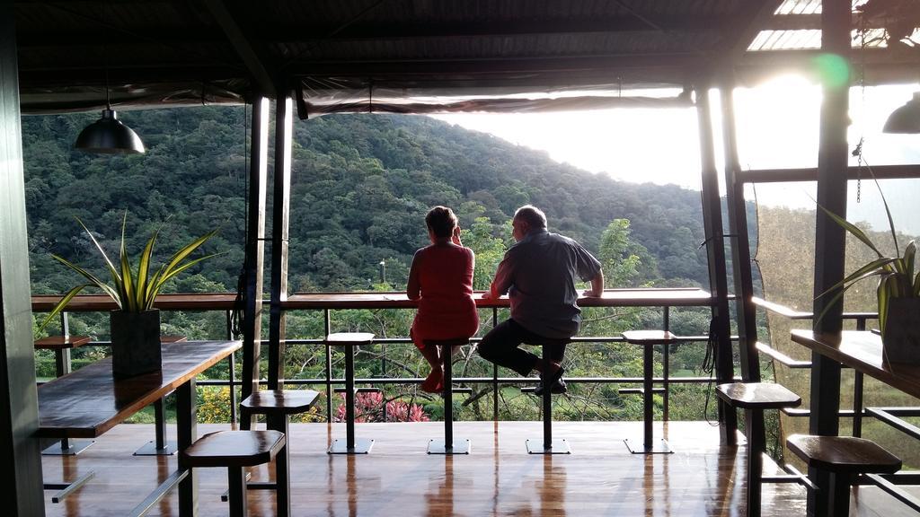 Celeste Mountain Lodge Bijagua Bagian luar foto