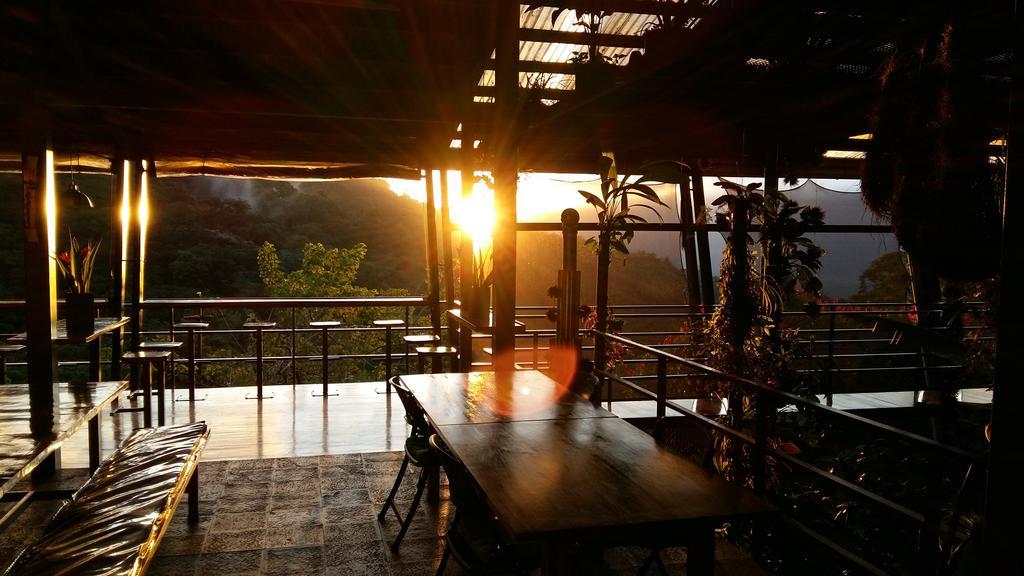 Celeste Mountain Lodge Bijagua Bagian luar foto